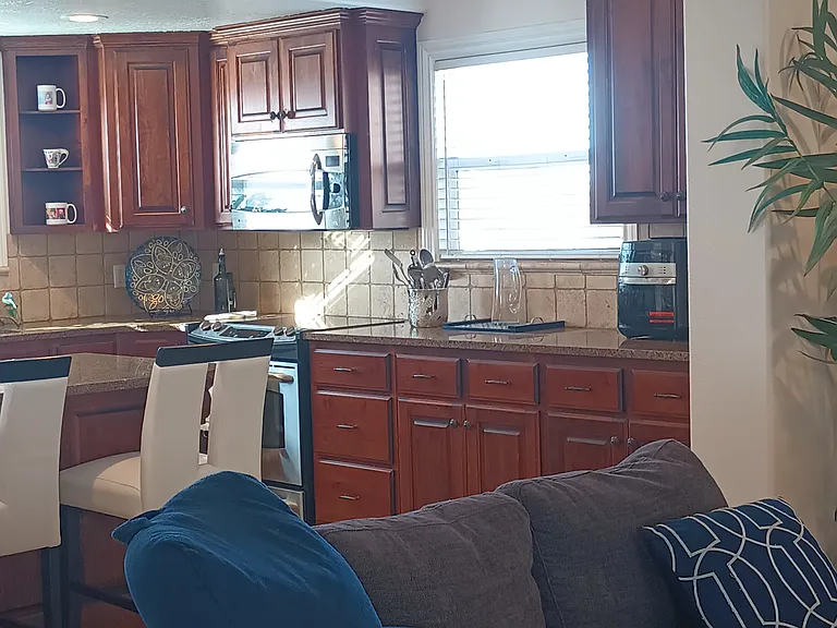 Easthills Dr — Photo 4
