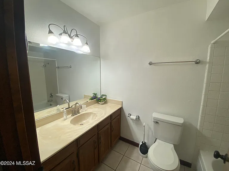 4113 W Julep St — Photo 16