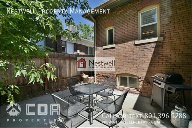 562 S Elizabeth St — Photo 25