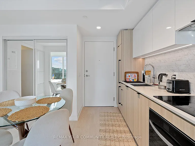 252 Church St #2817 — Photo 4