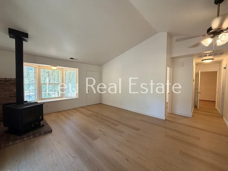 2598 Running Deer Rd — Photo 8