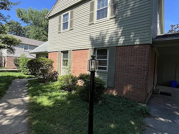 4th image of 16640 S Westland Dr
