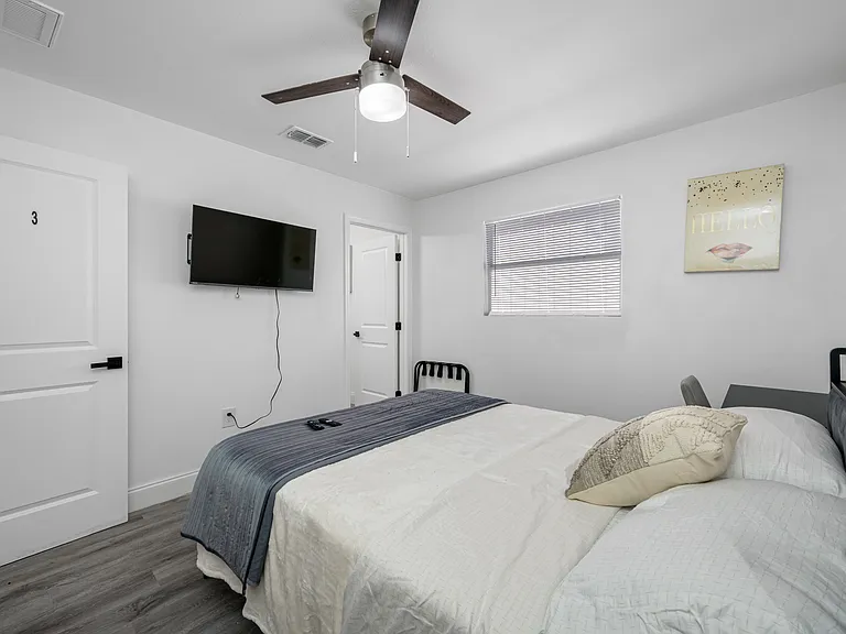 4737 W Oklahoma Ave #3 — Photo 5