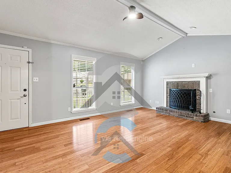 10 Sweet Gum Ct — Photo 4