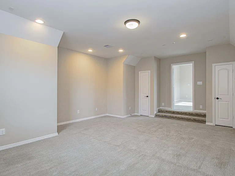 5711 Avon Landing Ln — Photo 32