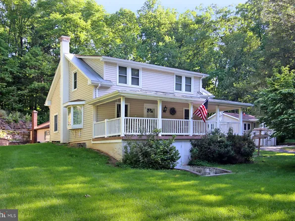 1061 Mine Rd, Lebanon, PA 17042