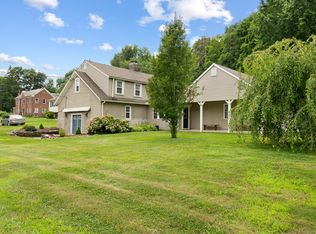 83 Ridgewood Rd, Middletown, CT 06457