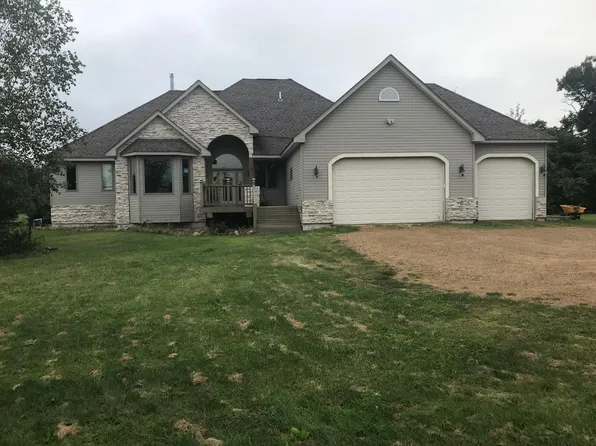 1392 County Road V, Houlton, WI 54082
