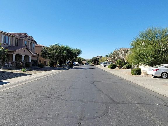 5th image of 43620 W Knauss Dr