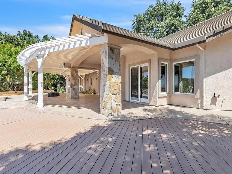 5237 Sunridge Dr — Photo 45
