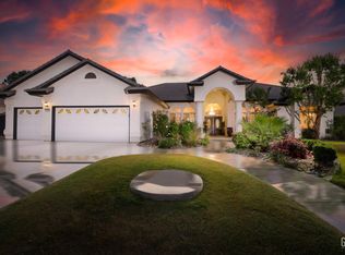 10505 Finchley Dr, Bakersfield, CA 93311