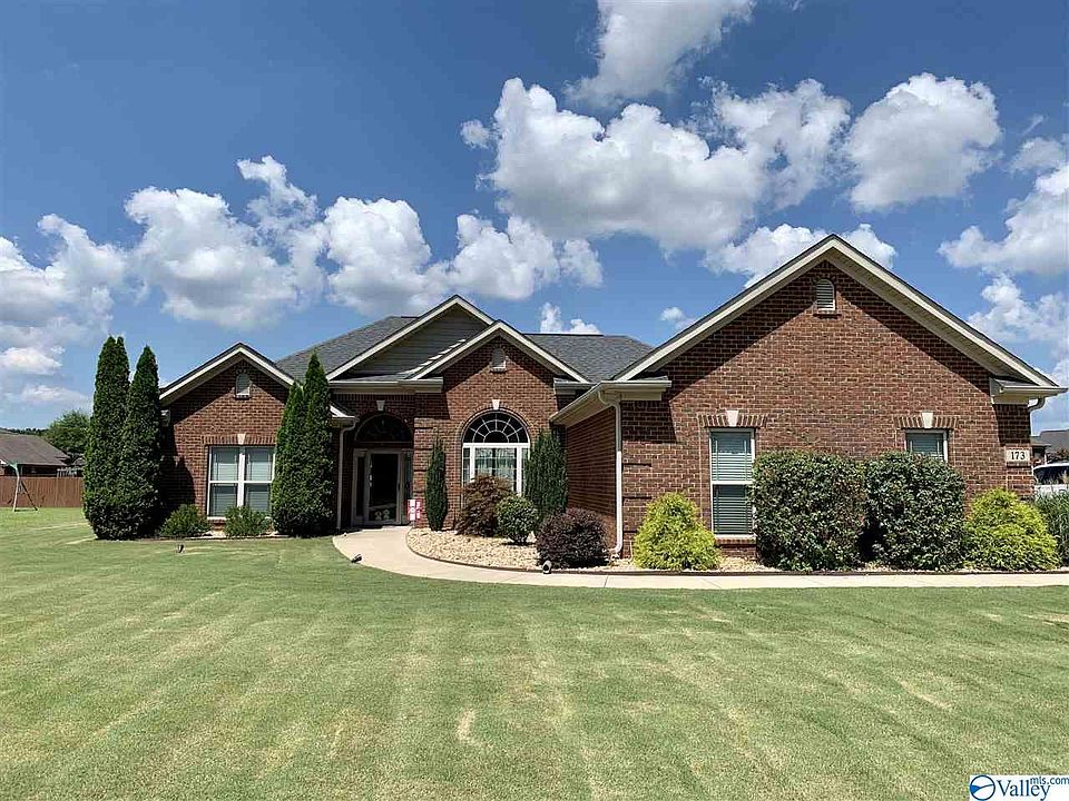 1st image of 173 Wes Ashley Dr