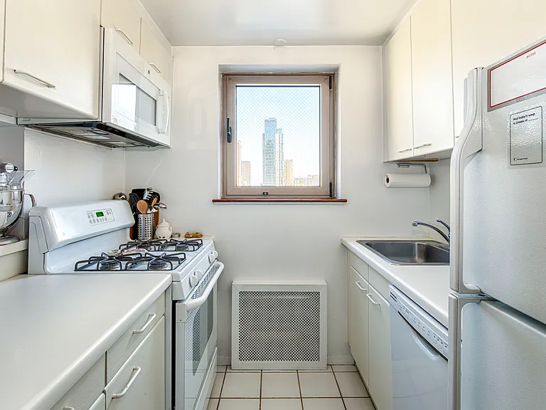 200 E 89th St #6F — Photo 4