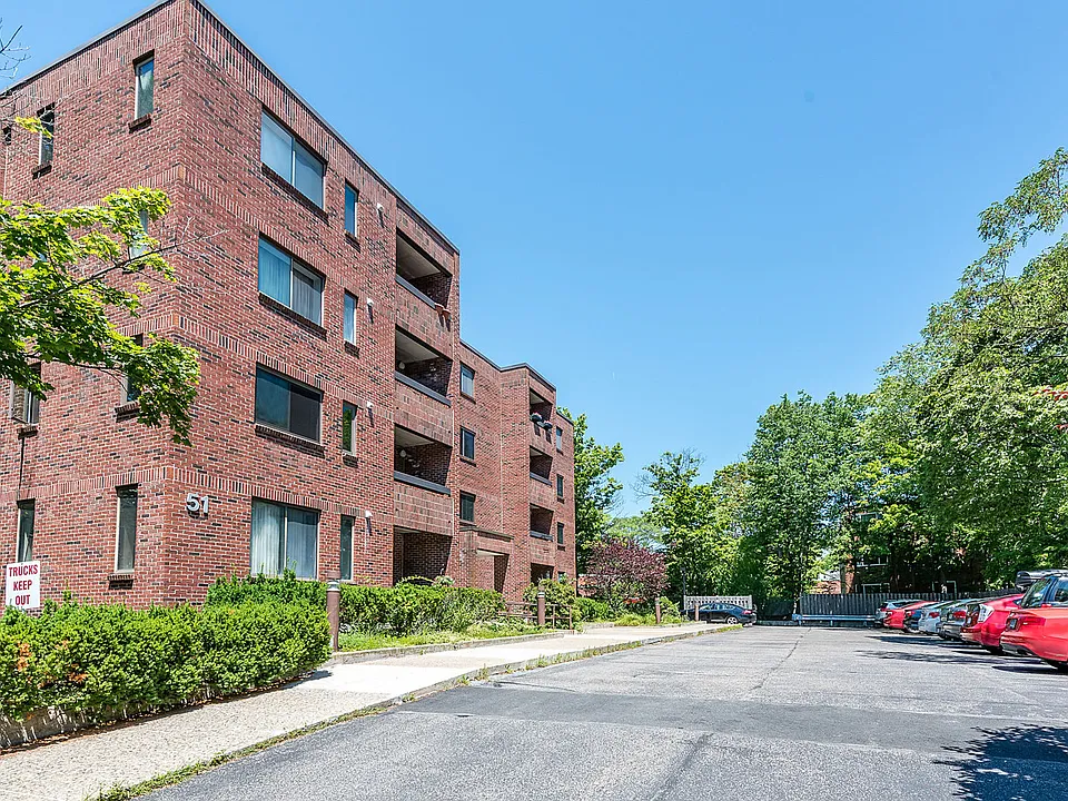 51 John St #303