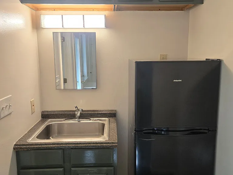 1712 Jefferson Park Ave #15 — Photo 11