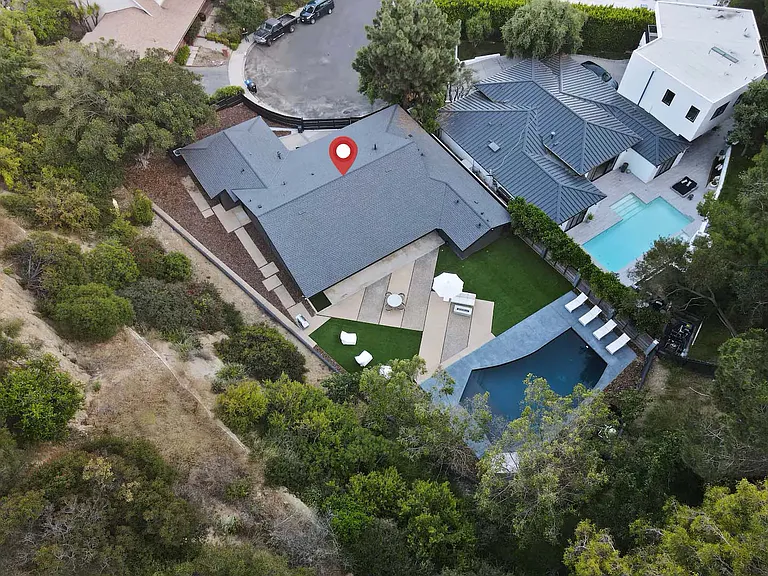9289 Swallow Dr — Photo 39