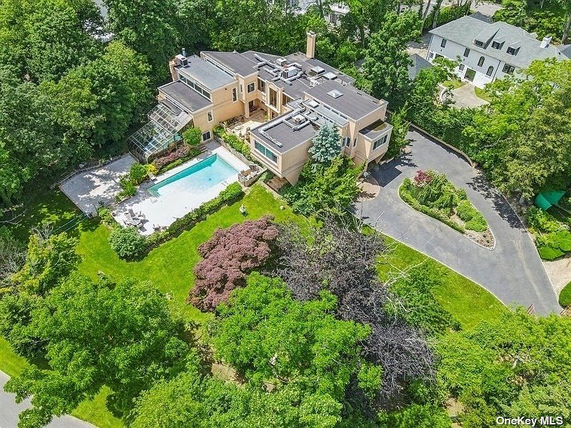 217 Cedar Ave, Hewlett, NY 11557 Zillow