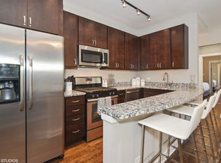 416 W Surf St APT 303, Chicago, IL 60657