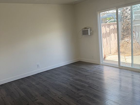 4th image of 4890 Hamilton Ave APT 1