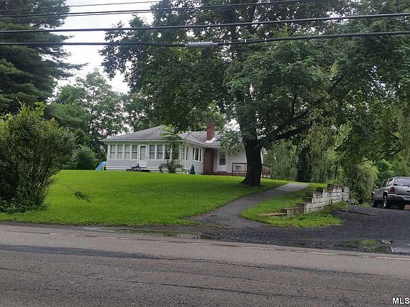 2nd image of 1940 Route 9w