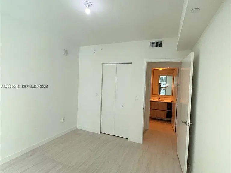 77 SE 5th St #1811 — Photo 21
