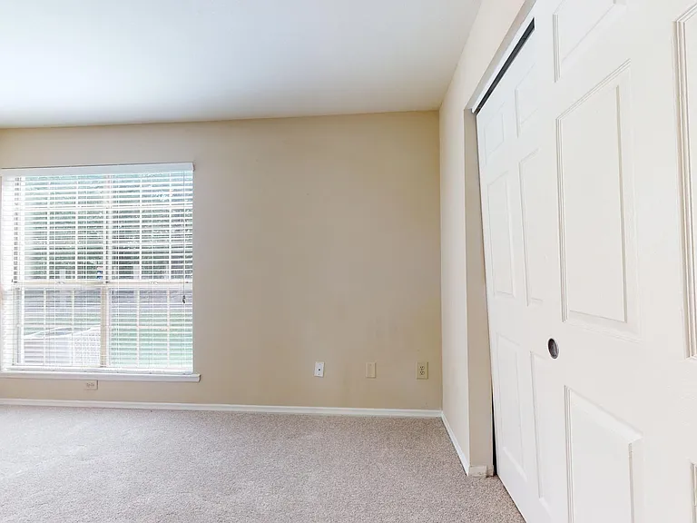 Dominion Lake Ridge — Photo 61