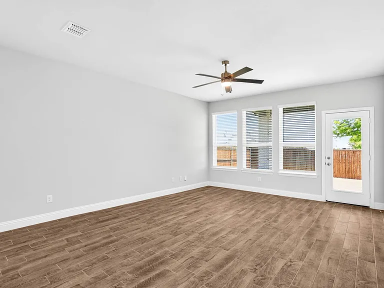 916 Lido Ln — Photo 20