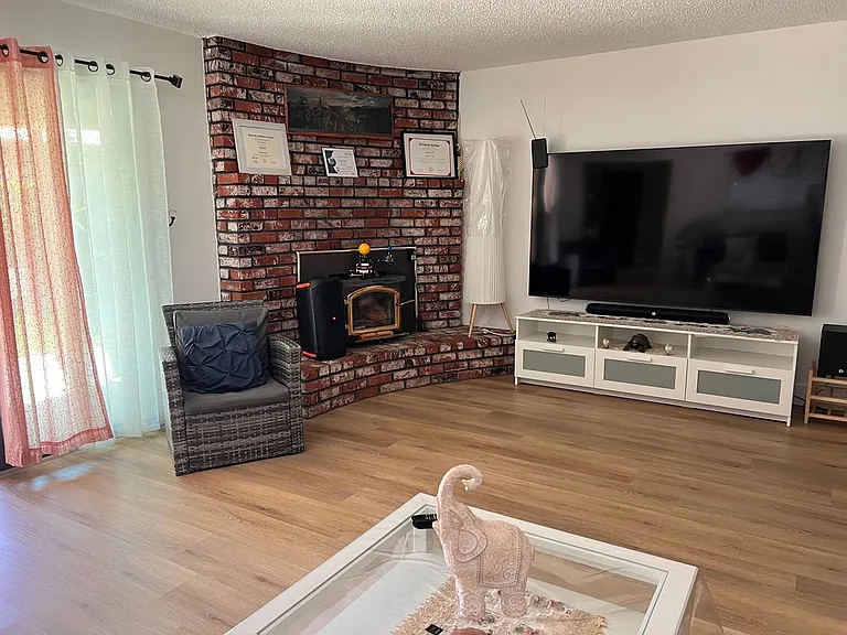 541 Francis St — Photo 20