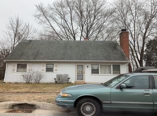 8 Warfel Dr, Delaware City, DE 19706