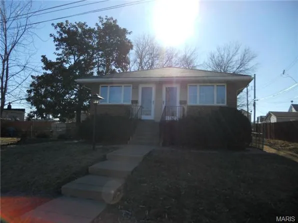 3616 Paule Ave, Saint Louis, MO 63125