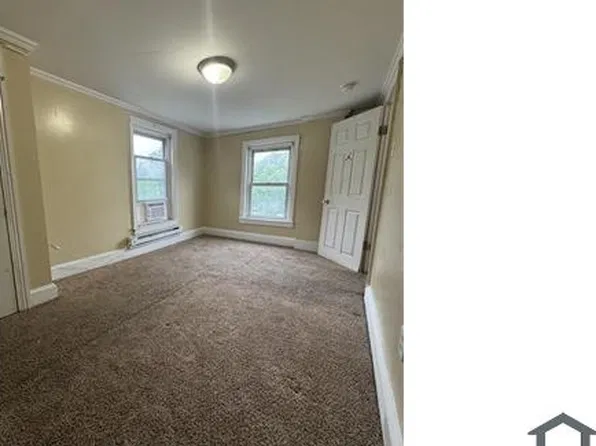 4 Creek Ave, Darby, PA