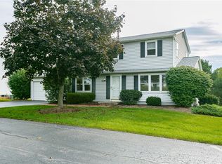 172 Mendon Center Rd, Pittsford, NY 14534