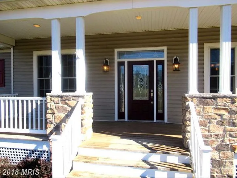 26806 Three Notch Rd — Photo 2