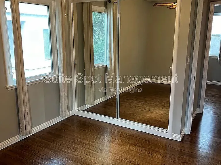 456 N Batavia St #456 — Photo 16
