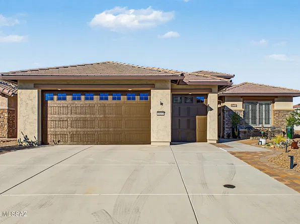 1433 E Claystone Dr, Green Valley, AZ 85614