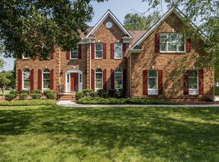 101 Billington Ct, Cary, NC 27519