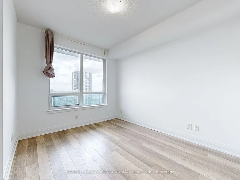 7165 Yonge St #1906 — Photo 19