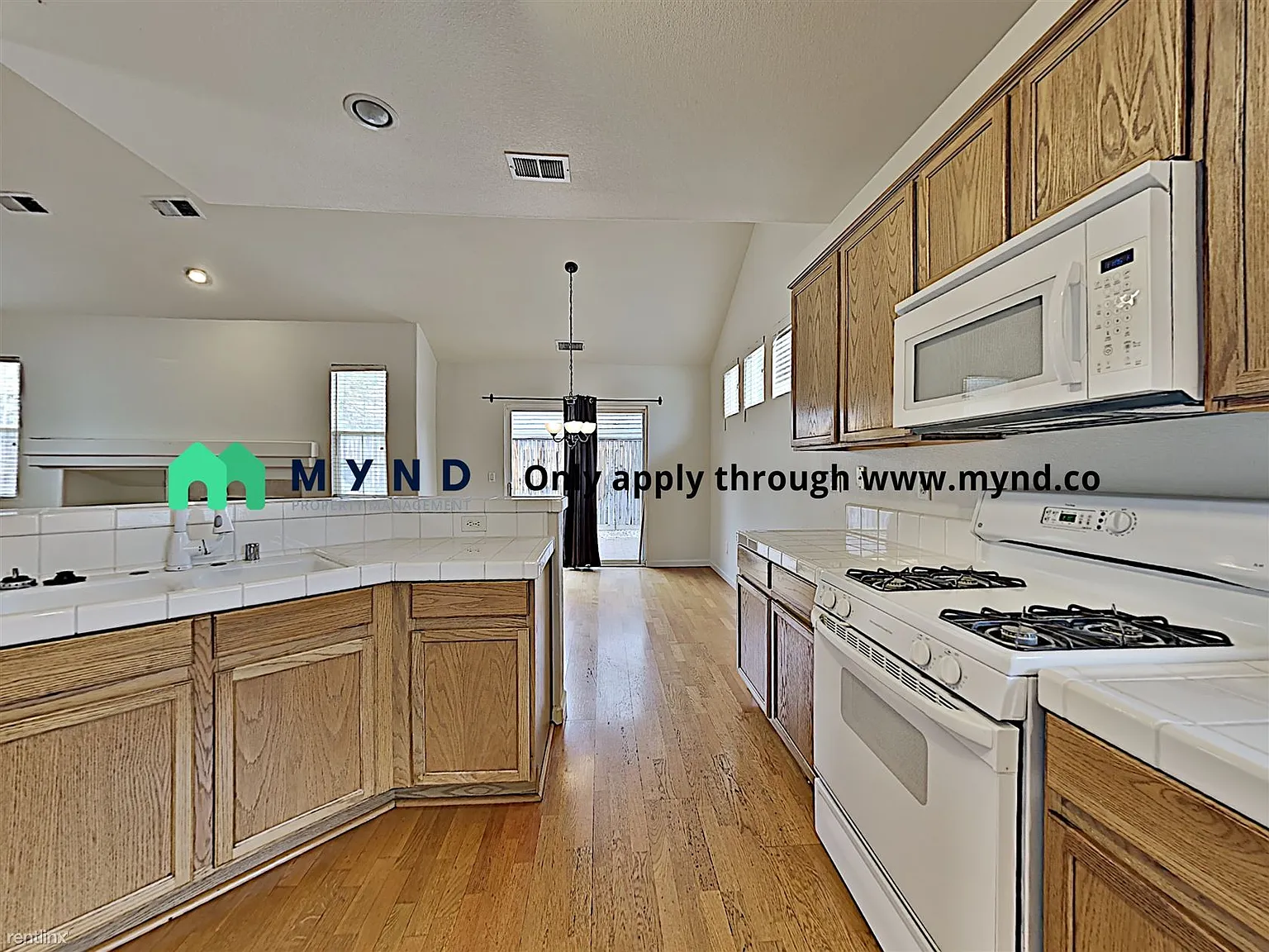 9654 Otter Way photo 1