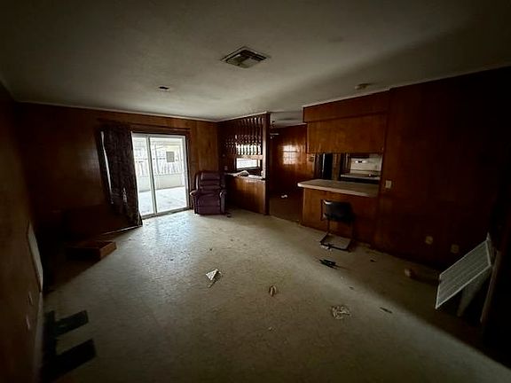 5th image of 3221 Jennie Dr