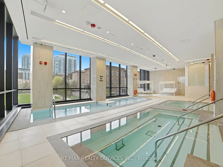 19 Western Battery Rd #2121 — Photo 24