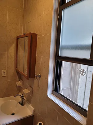 Rented by Old Brooklyn Real Estate Inc | media 20