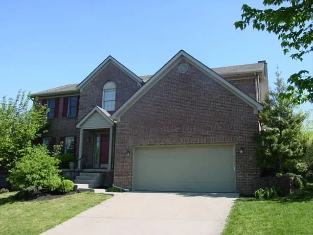 1369 Glenview Dr photo 1