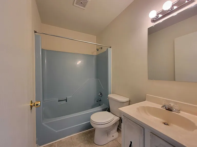 1008 Williamsburg Rd — Photo 13