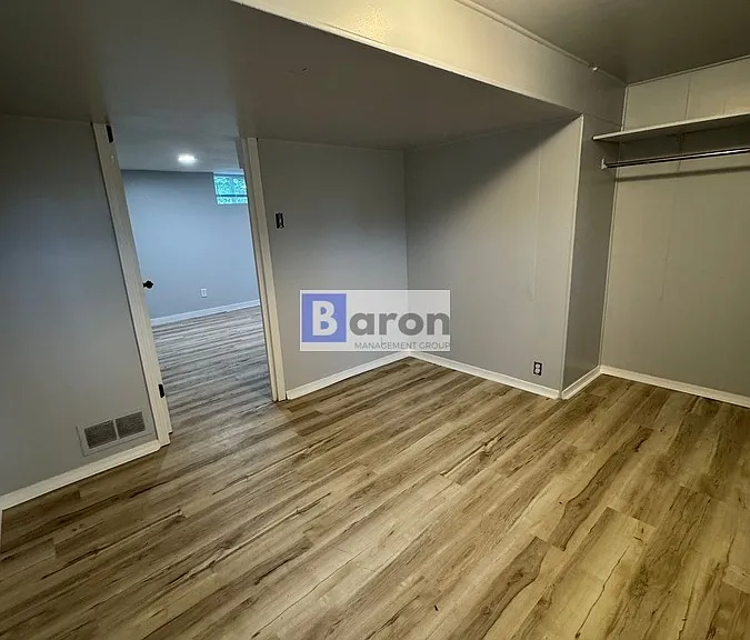 1053 Huey St — Photo 2