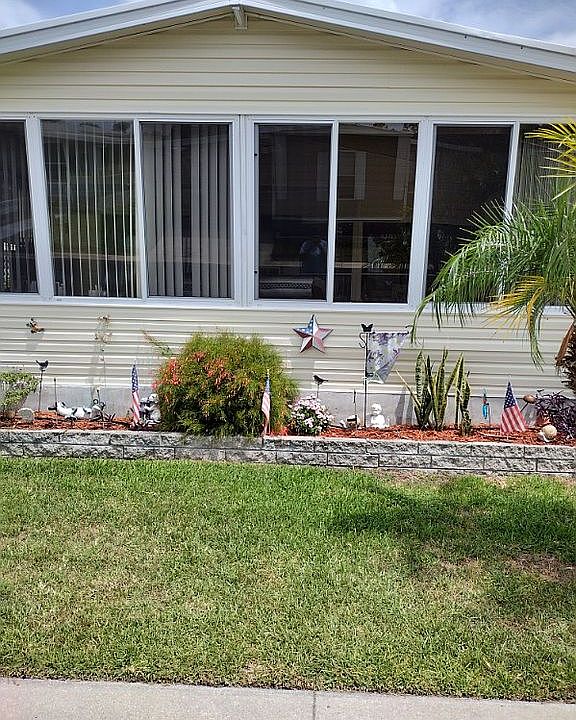 1st image of 1000 Walker St Lot 263