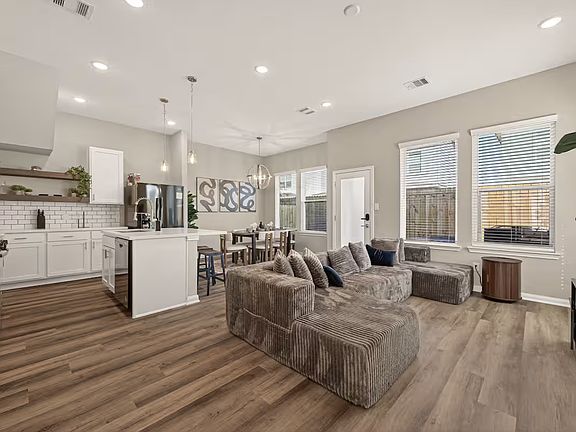 3rd image of 9902 Clark Canyon Ln