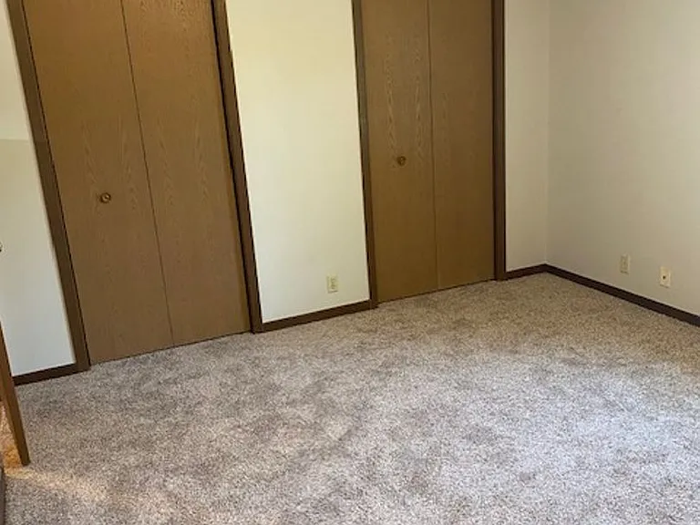 3219 Brian St — Photo 10