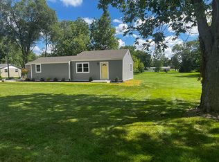 917 Sutton Dr, Fort Wayne, IN 46804