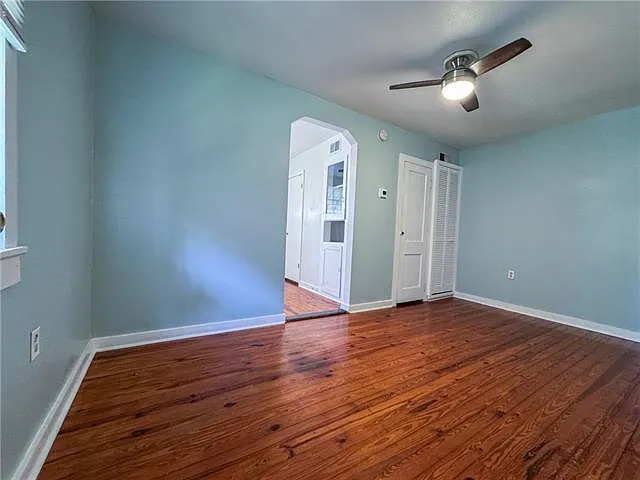 936 Philip St — Photo 12