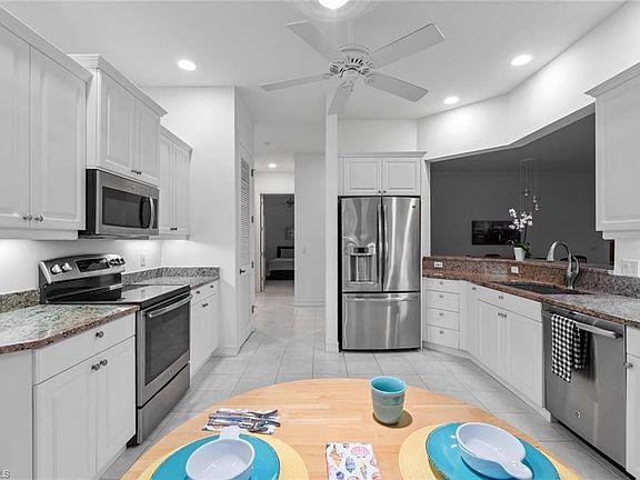 5th image of 5017 Maxwell CIR #4-202